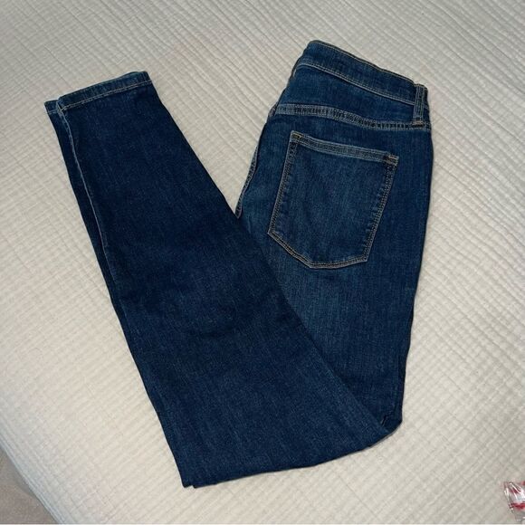 Banana Republic sz 4 or 6 High Rise, Ankle length Skinny Jeans size like new! - Picture 6 of 11